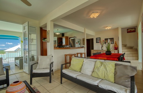 Riviere-Salee Villa | Nice Villa with sea view and swimming pool (MQRS08)