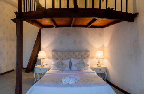 Katukitula House | Nicholas Cottage