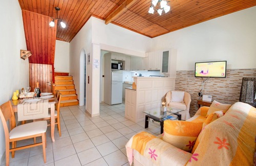 Gaios Apartment | Nina: Gaios Waterfront Apartment