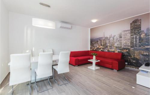 Arbanija House | Nine-Bedroom Holiday Home In Arbanija