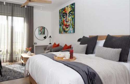 Century City Apartment | Nine Palms 223B