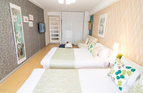 Namba Apartment | Nippombashi Art Hotel 705