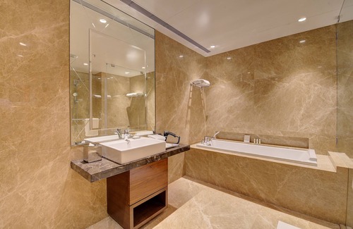 Vile Parle East Hotel | Niranta Transit Hotel Mumbai Airport - At Arrivals