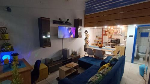 Skopje Region Apartment | Nitro Inn 1 Premium Cozy - Wine Tasting - Souvenir - Art Gallery - Private Guided Tours - Relaxing - Romantic