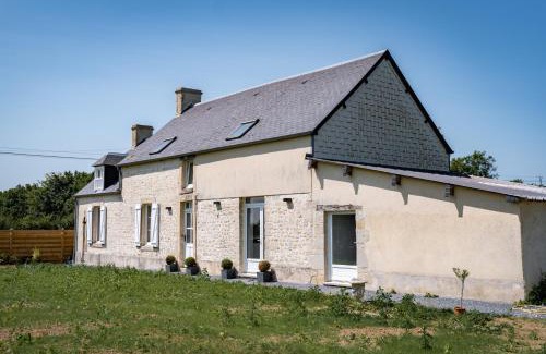 Canchy House | No2 By The Fields