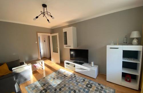 Sandomierz Apartment | Noclegi 300 metrów od Starówki - 2-pokojowe mieszkanie z widokiem na Park Saski