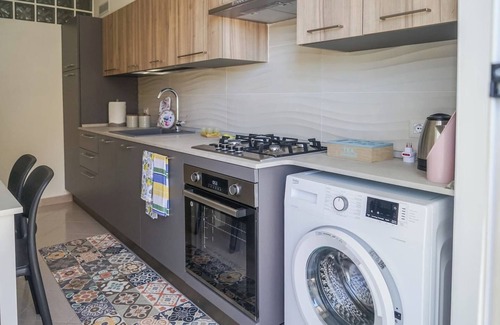 San Lazzaro House | Nonna Carmela Holiday House - Camera Matrimoniale con cucina Carmy