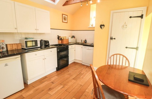 North York Moors National Park Cottage | NORAH'S NOOK, pet friendly, with open fire in Kirkbymoorside