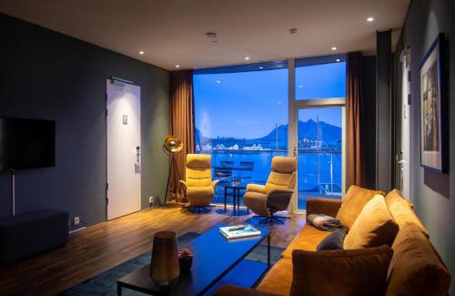 Svolvaer Hotel | Nordis Apartments - Torget 21