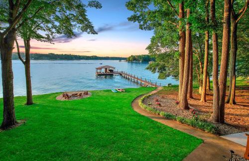 Mooresville House | Normandy Approach