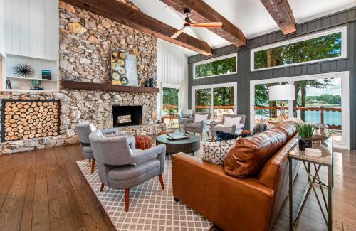Mooresville House | Normandy Approach