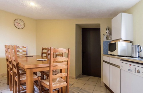 Sourdeval-les-Bois House | Normandy Countryside Stay