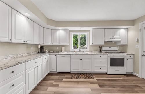 North Haven House | North Haven Charm – 3BD Yale Retreat