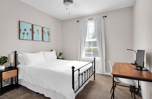 Southside Apartment | Northeast Florida Retreat