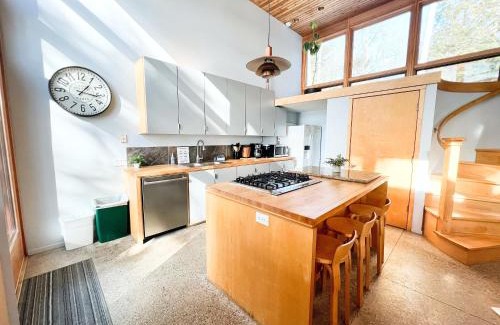 Traverse City House | Northern Comfort 2-Long Lake-Traverse City