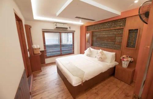 Alappuzha Boat Rental | Northstar 4 Bedroom Ac Private Houseboat With All Meals