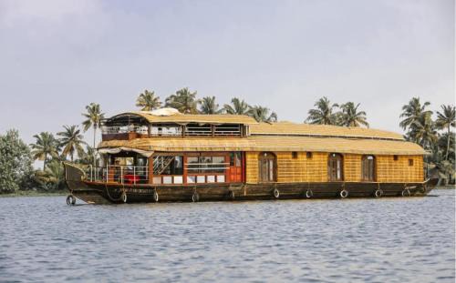 Alappuzha Boat Rental | Northstar 5 Bedroom Ac Private Houseboat With All Meals