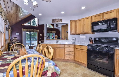 St Germain House | Northwoods lakeside cabin on Little St. Germain!