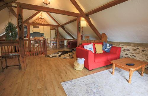 Hawkridge House | Norton