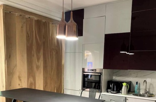 15th Arrondissement Apartment | Nouveau, Appartement Luxe Face a la Tour Eiffel