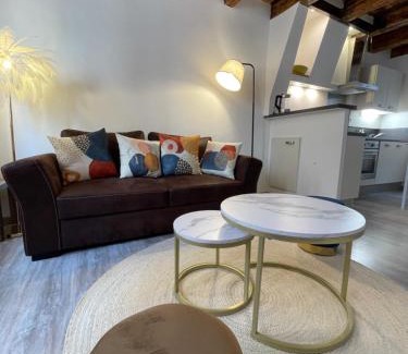 Le Puy-en-Velay Apartment | Nouveau- Maison de ville avec spa