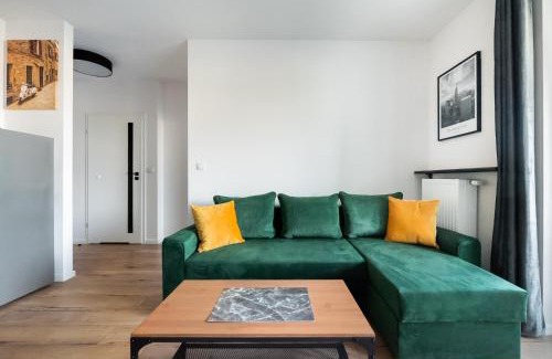 Bialoleka Apartment | Nova Sfera Green Apartment by BookingHost