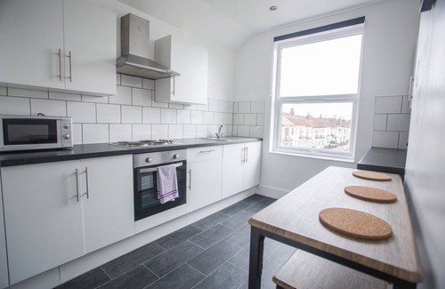 Horfield Apartment | November Discount - Long Stay - Contractors