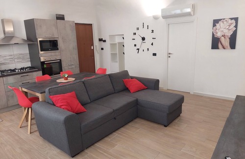 Novi Ligure Apartment | Novi Outlet Apartment