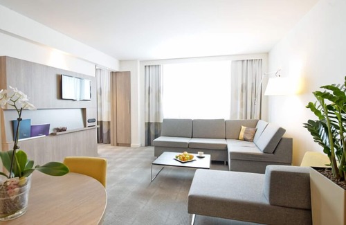 Srodmiescie Hotel | Novotel Lodz Centrum