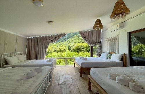 Lan Sak Resort | NUBDAO 168 Homestay