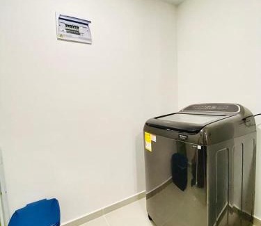 San Diego Apartment | NUEVO APARTAMENTO EN EL POBLADO