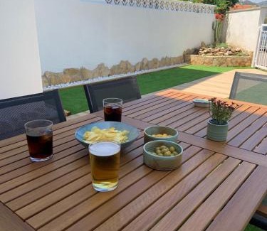 Benicassim Apartment | Nuevo Apartamento Moderno en Benicasim con Terraza y a Minutos de la Playa