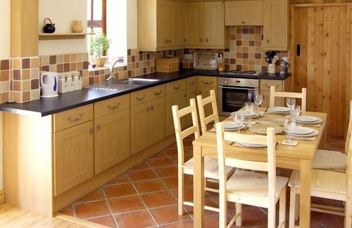 Matlock Cottage | NUFFIES COTTAGE, family friendly, with a garden in Winster