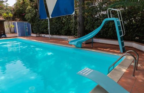 Palermo Villa | Oasis Green Villa