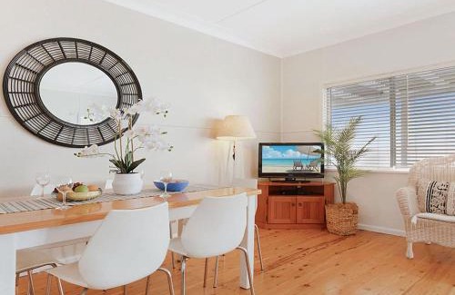 Currarong Apartment | Ocean Blue Apartment One
