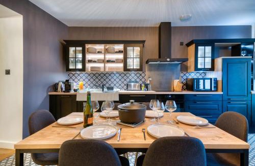 Concarneau Apartment | Ocean Blue