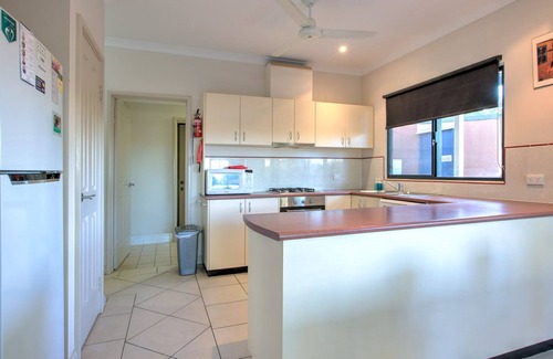Exmouth Villa | Ocean Breeze - 3 bedroom, 2 bathroom villa
