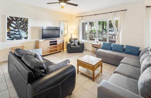 Cabarete Apartment | Ocean front 2bdrm-2bath at Ocean Point 1 - Kitebeach Cabarete