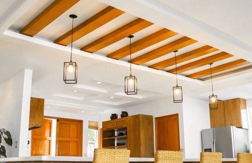 El Zonte House | ocean-front, multi-level, open spaces, large garden