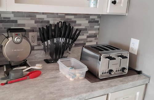 Springdale Ski Chalet | Ocean Front Property - Ocean BreeZzzz Chalet