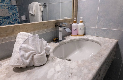 Dickenson Bay Hotel | Ocean Point Beach Resort & Spa - Adults Only