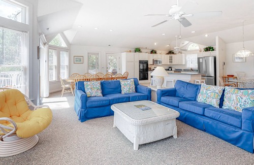 Corolla Light House | Ocean-side condo with hot tub, rec room, & indoor pool