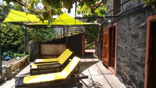 Arco da Calheta House | Ocean View Cottage