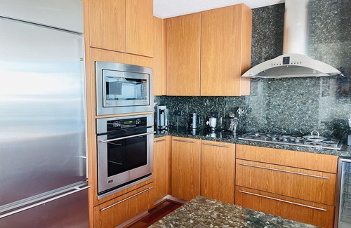 Downtown San Diego Condo | Ocean View Penthouse - Hot Tub, fire pit on 2 Decks