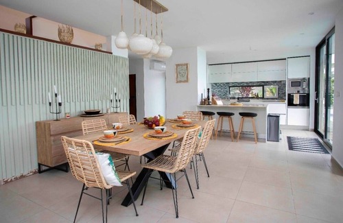 Point Blanche Villa | OCEAN VIEW villa in Indigo Bay, Sint Maarten !