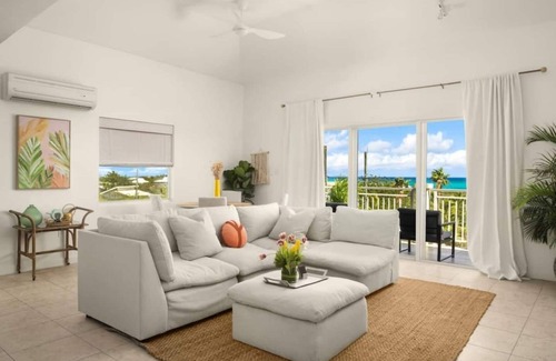 The Bight Apartment | Ocean Views, Pool, Spacious 1 Bedroom