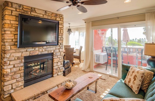 La Jolla Mesa Condo | Ocean Views Top Floor Condo