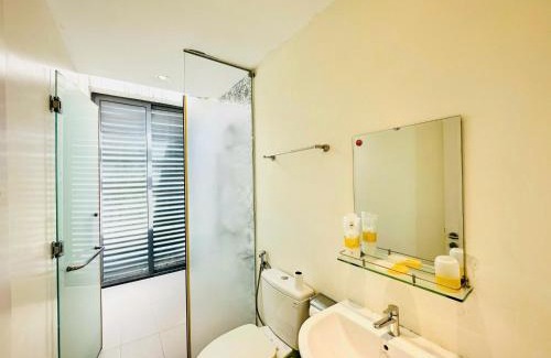 Long Hai House | Oceanami Villa Resort Deluxe King - Đầy đủ tiện nghi - Hồ bơi 2000 m2 - Long Hải Beach