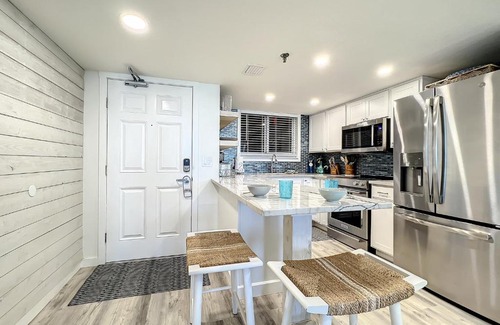 New Smyrna Beach House | Oceania Beach Club 305