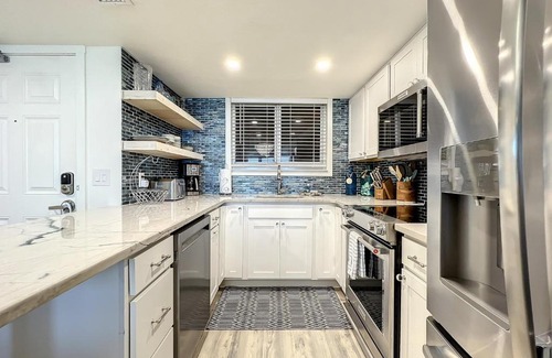 New Smyrna Beach House | Oceania Beach Club 305